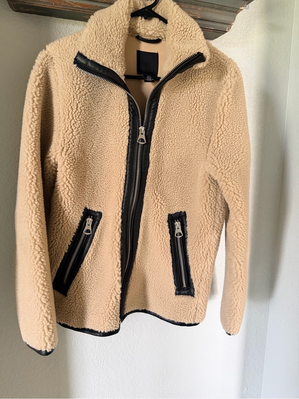 Women’s Cozy Teddy Sherpa Jacket XS oversized